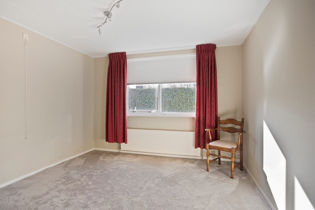 Charming 1930s Detached Home with Countryside Views and Ground Floor Bedroom — 13