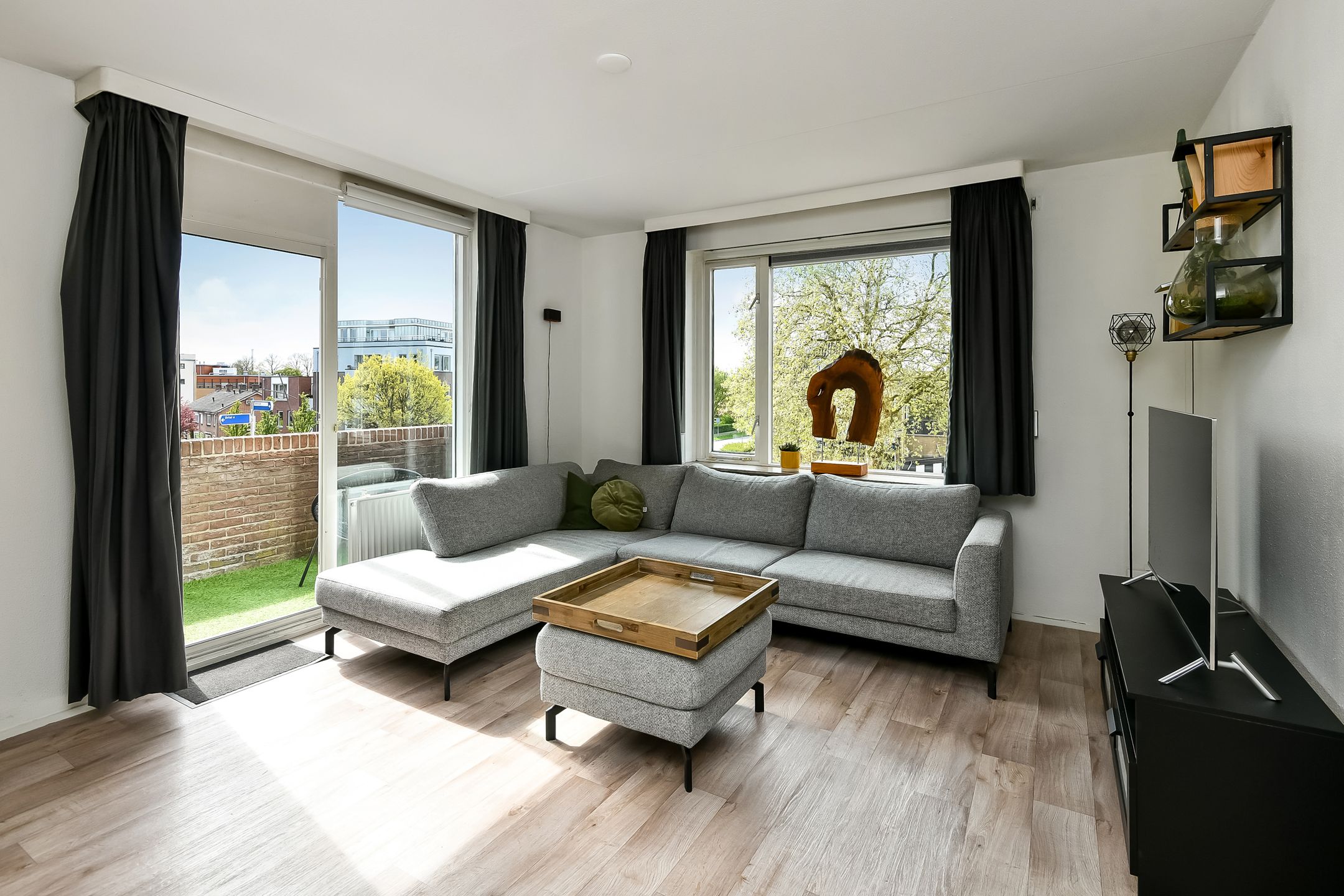 Foto 6 van Rijksweg-Noord 1-2EV