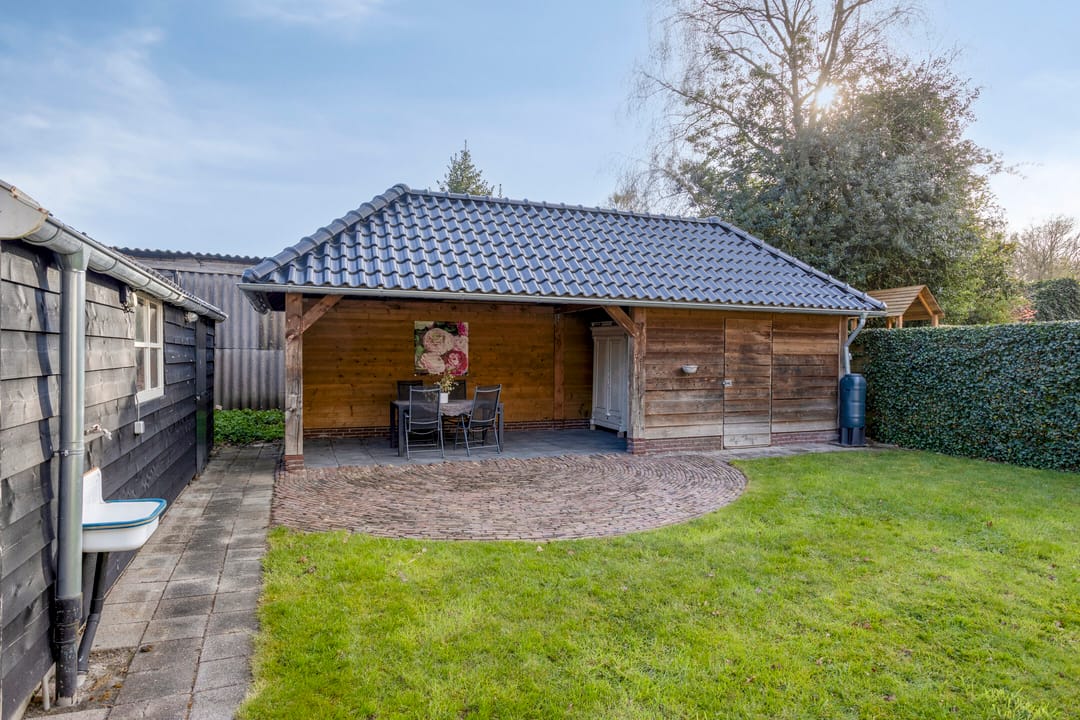 Charming 1930s Detached Home with Countryside Views and Ground Floor Bedroom — 23