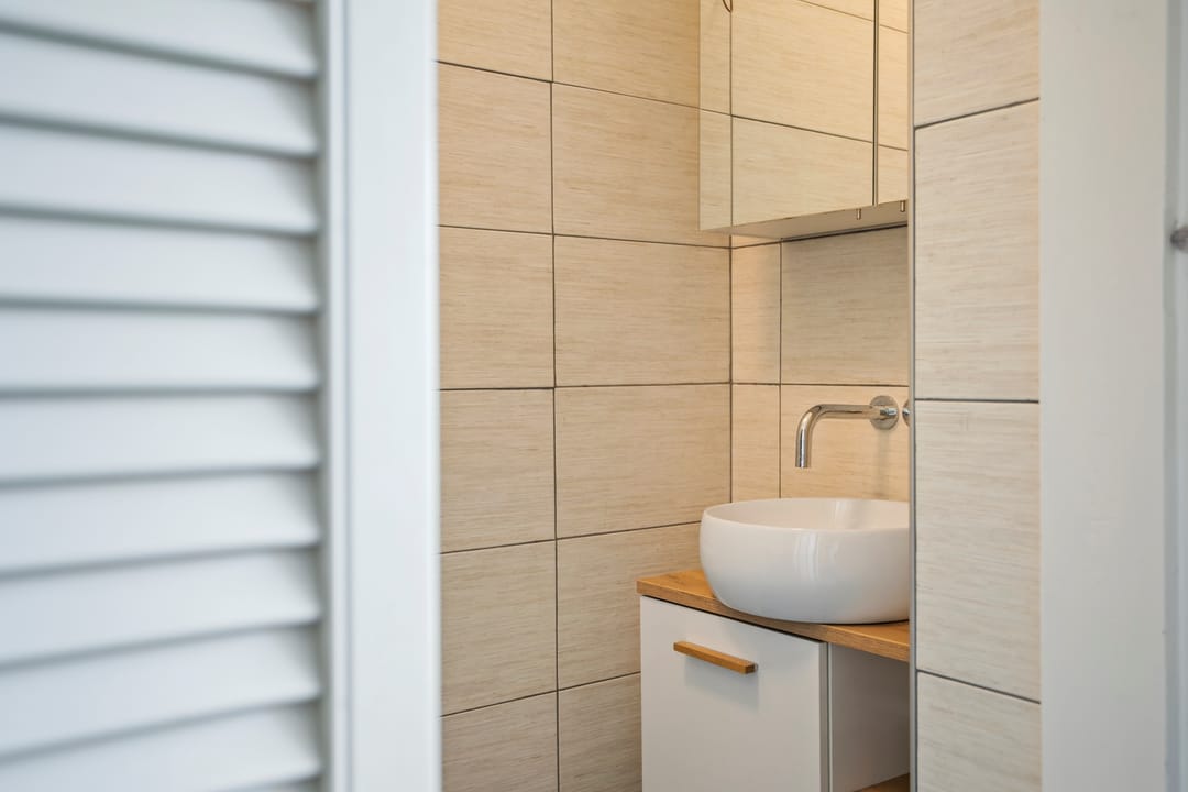 Spacious 3-bedroom apartment with south and west facing balconies — 22