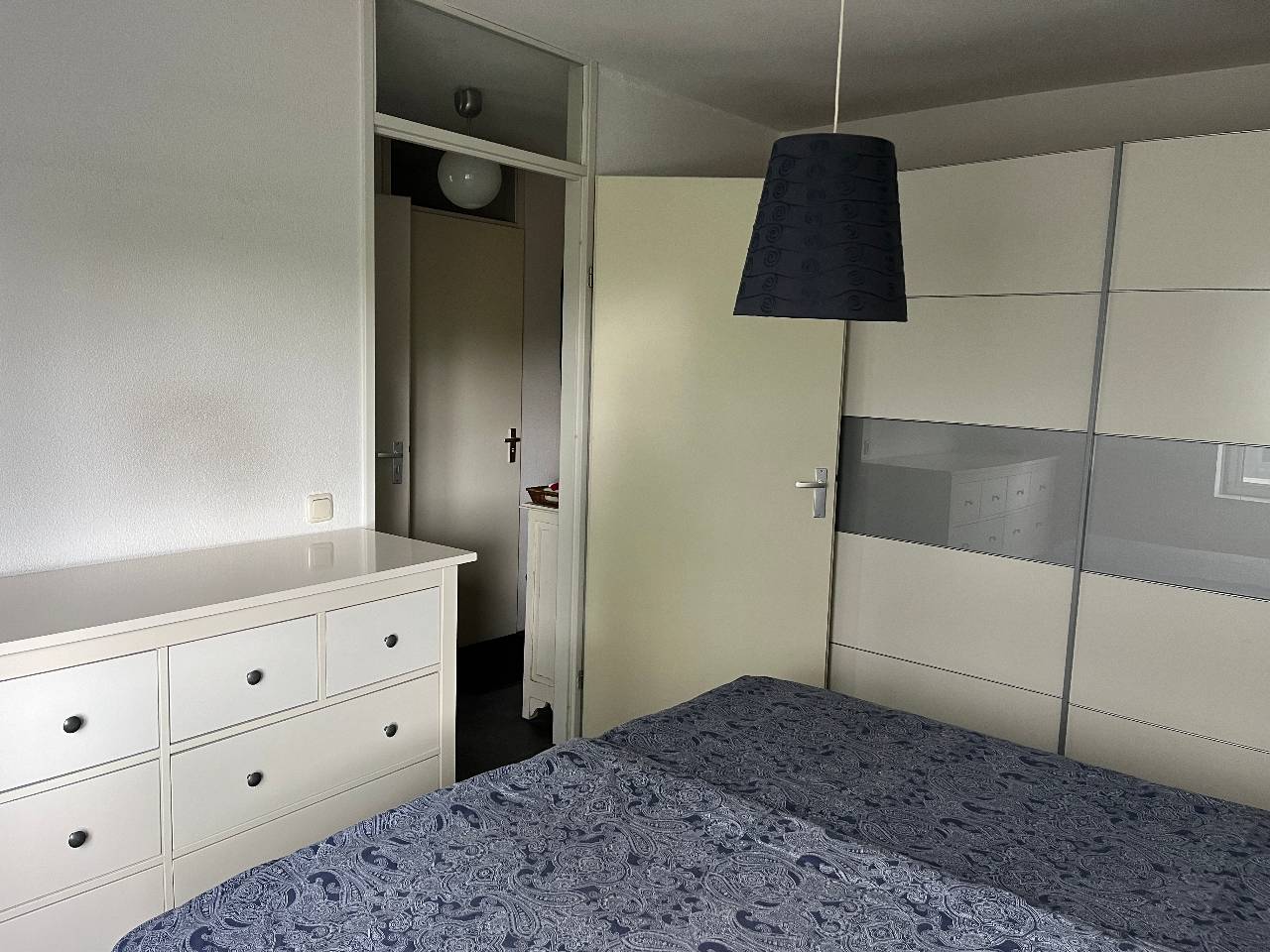 Bright Corner Apartment with Private Balcony and Parking — 27