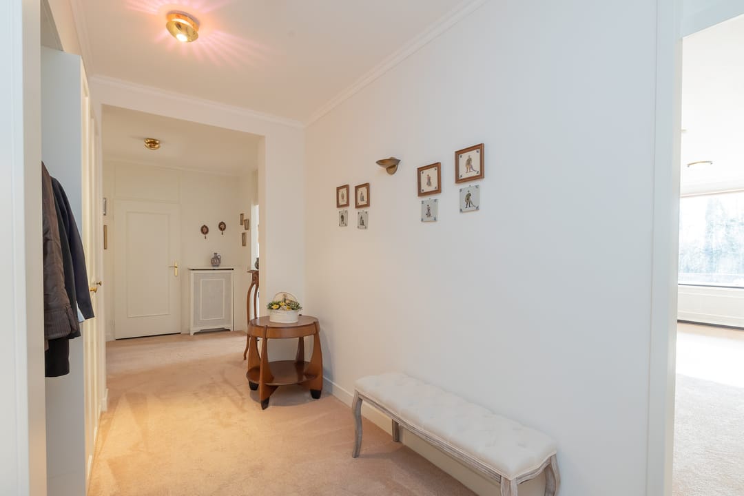 Photo 8 of Binnenweg 6-F128