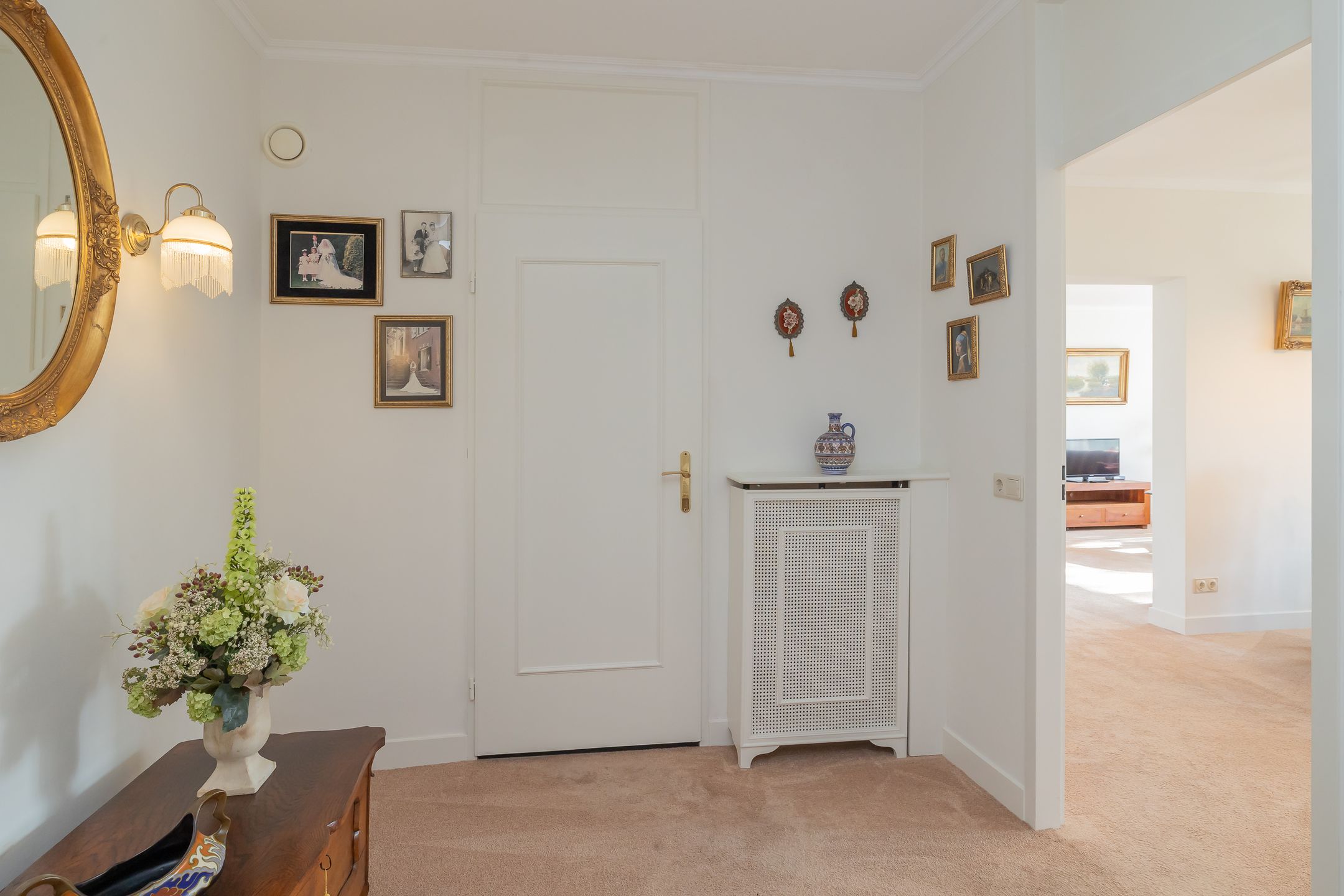 Photo 9 of Binnenweg 6-F128