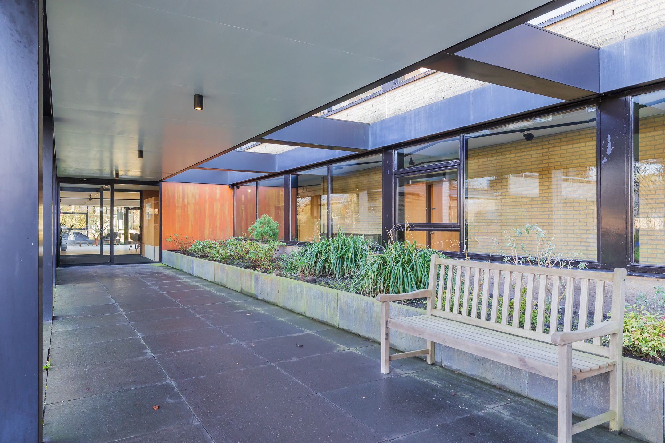 Photo 6 of Binnenweg 6-F128