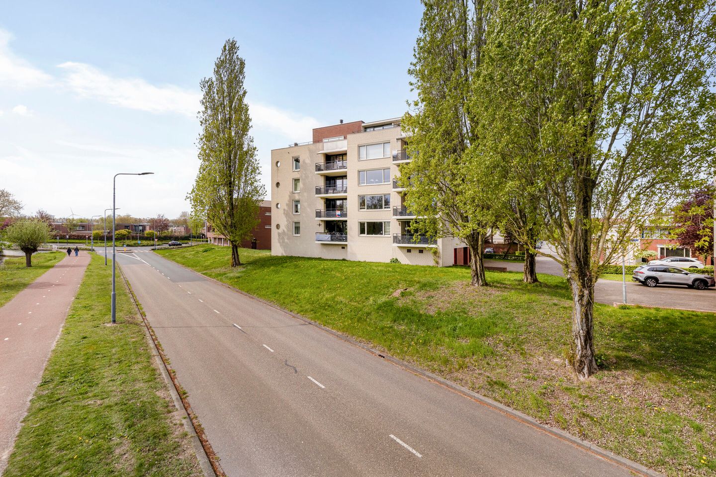 Photo 29 of Schout van Raesfeltstraat 107