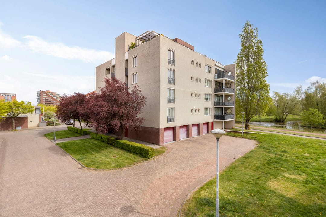 Photo 26 of Schout van Raesfeltstraat 107