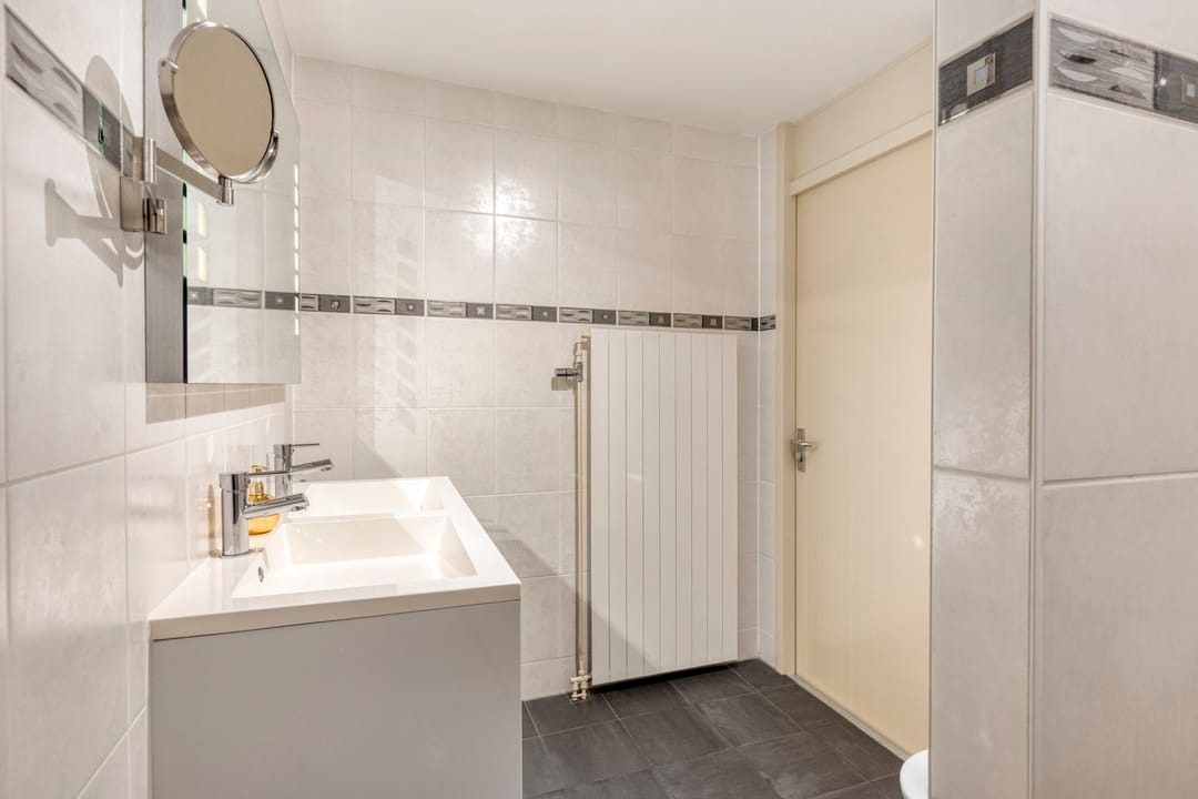 Photo 16 of Schout van Raesfeltstraat 107