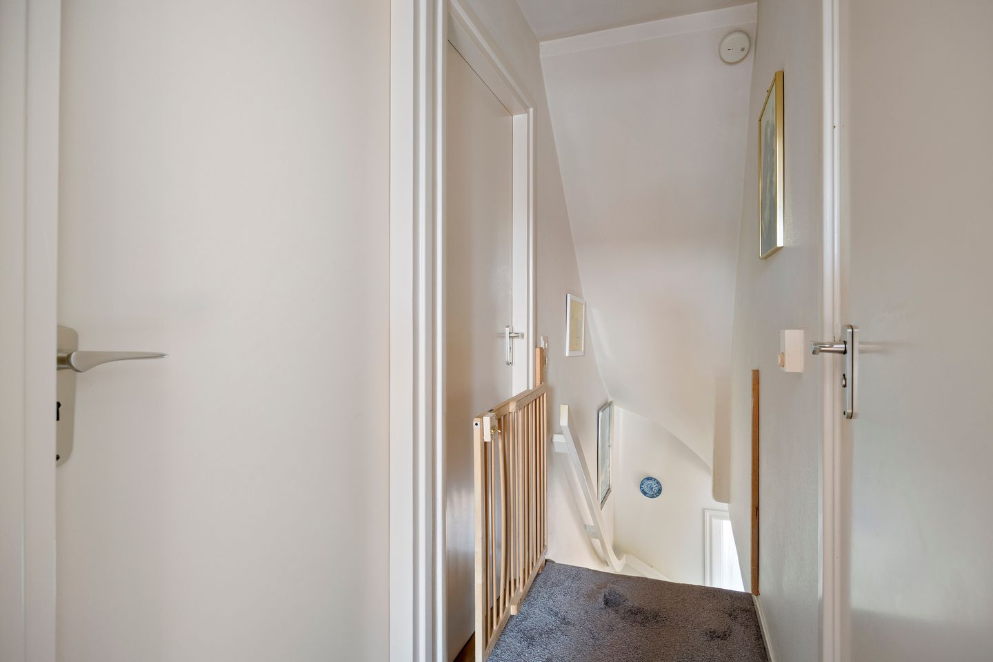 Surprisingly spacious and light detached family home with garden room — 20