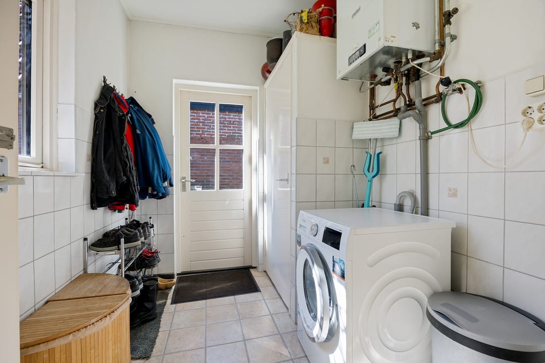 Photo 13 of Zuiderweg 87