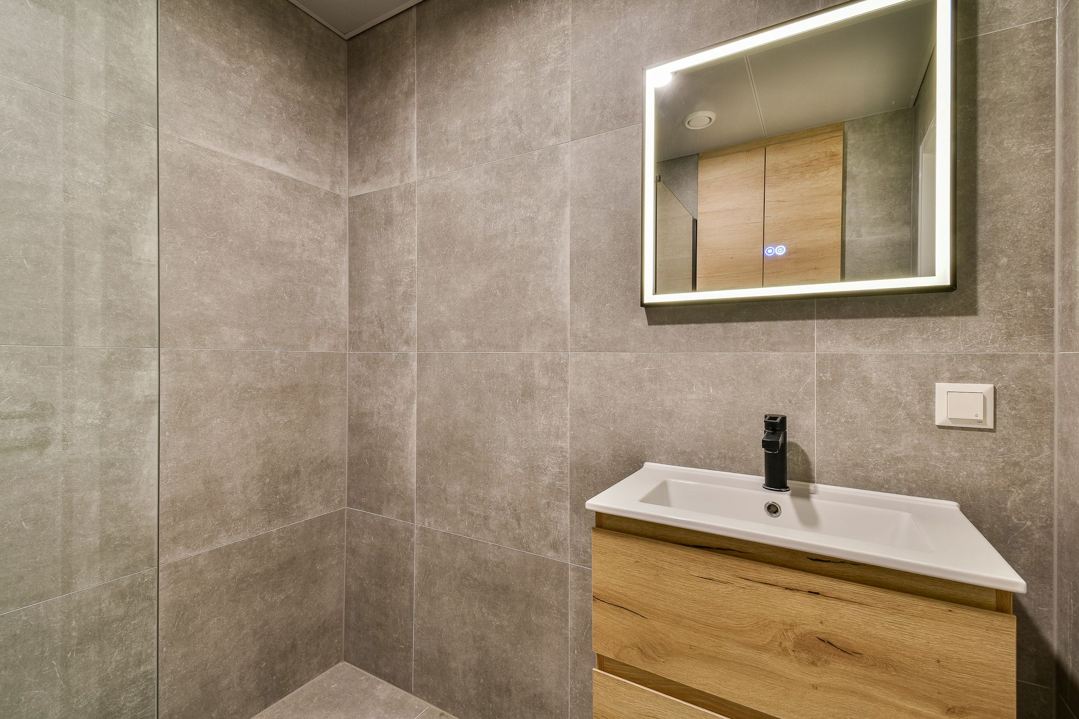 Photo 18 of Struisgrasstraat 1-G