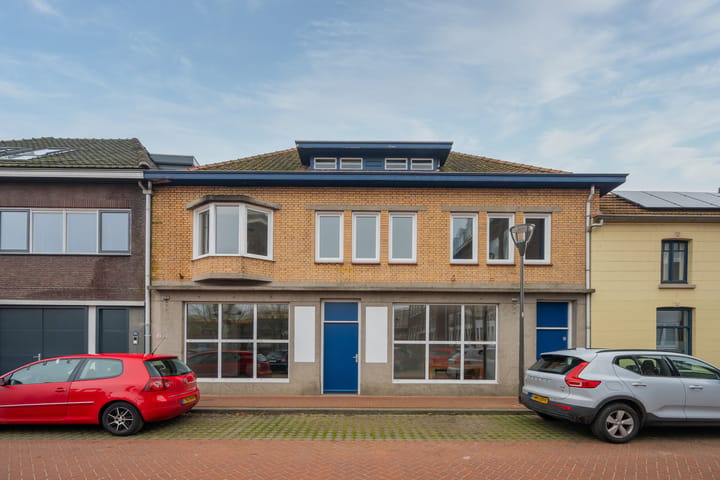 Photo 3 of Schoolstraat 9