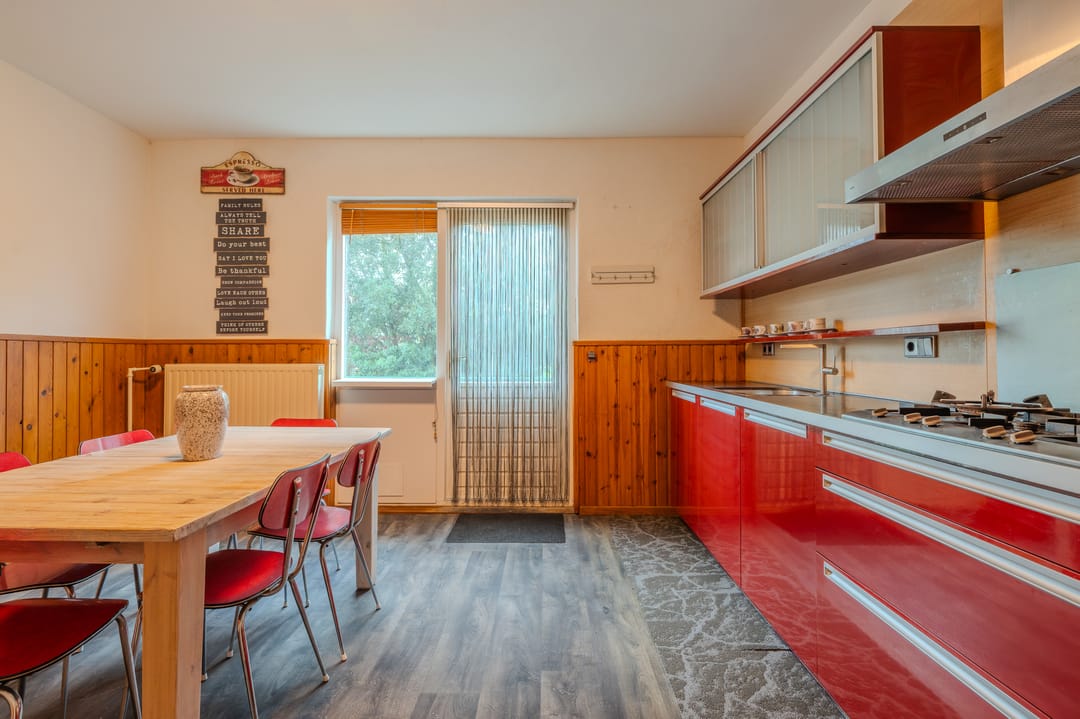 Unique former hospitality property in the heart of Horst with spacious living and multiple rooms — 26