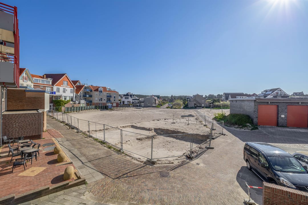 Eye-catching 3-room apartment with 2 bedrooms in top seaside location — 41