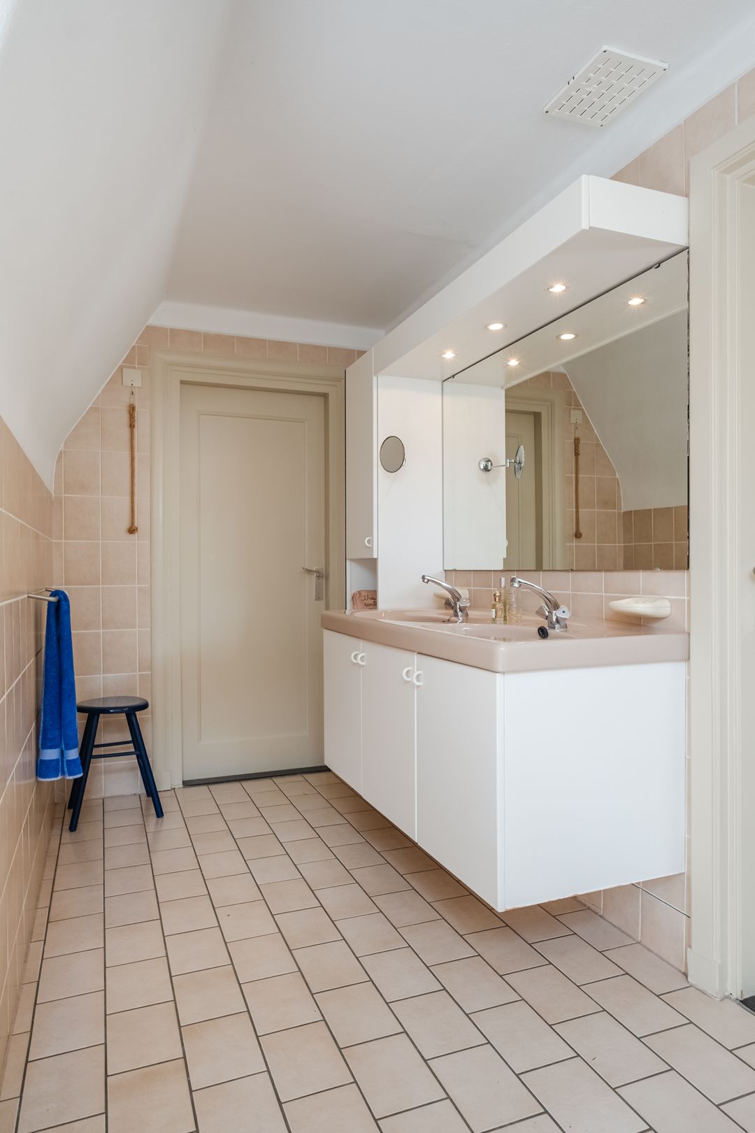 Photo 52 of Lissevenlaan 3