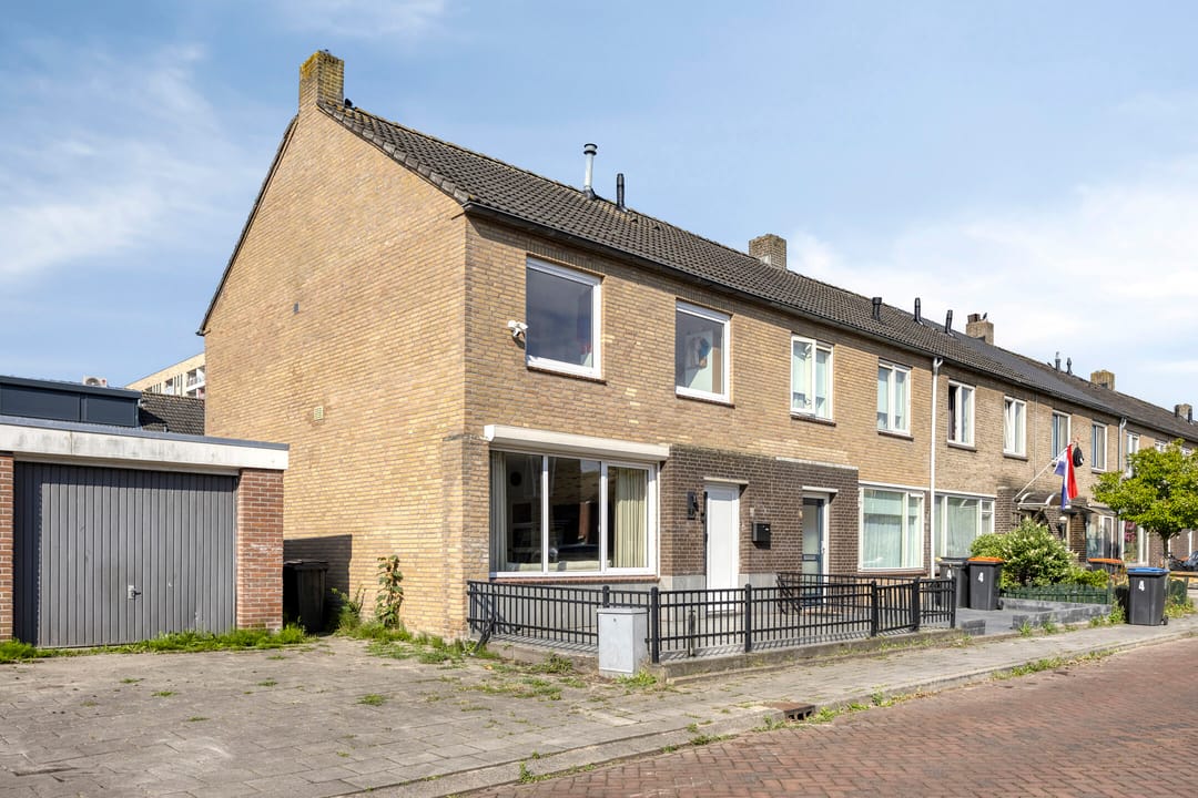 Foto 37 van Aert van Nesstraat 2