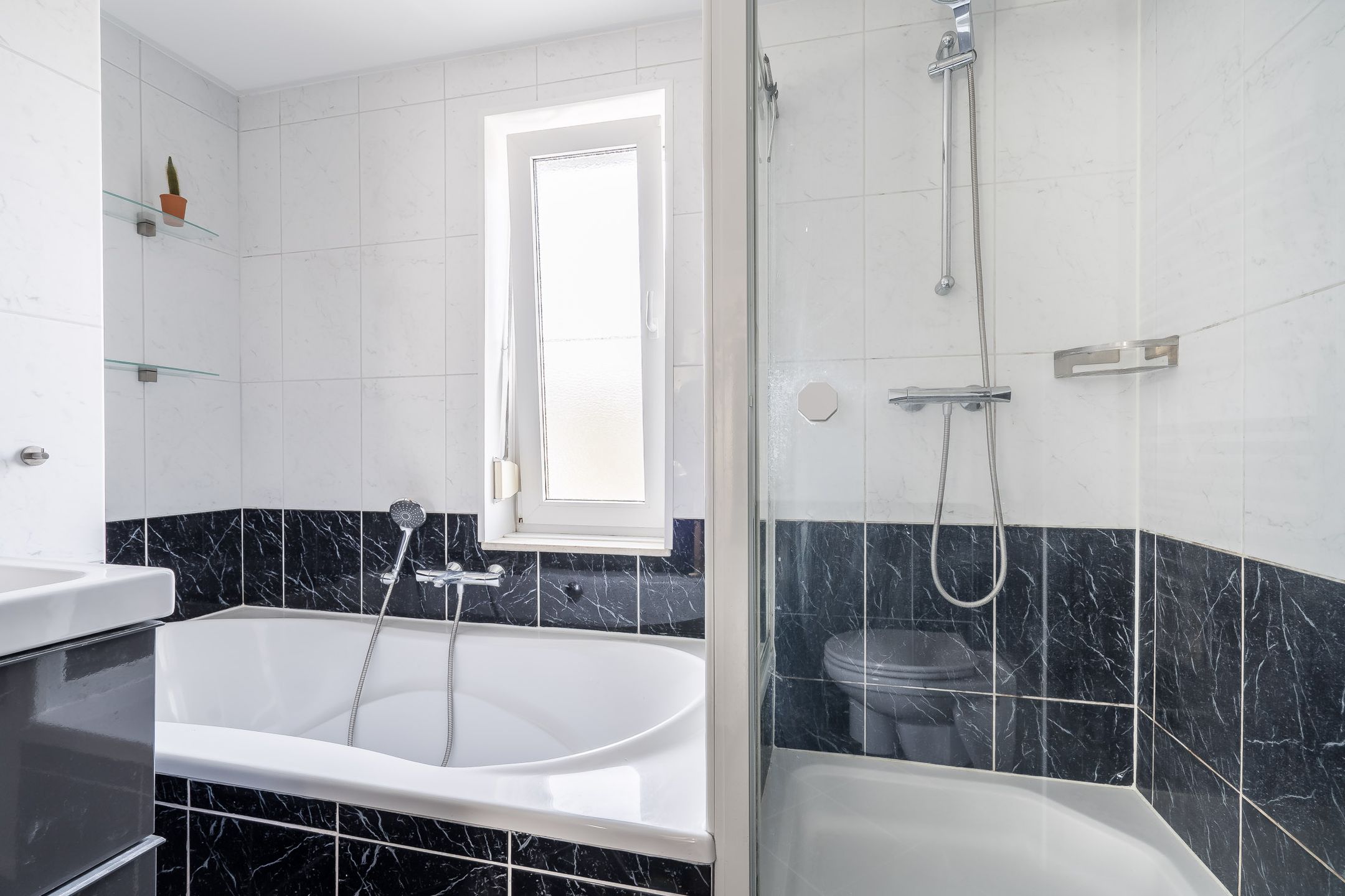 Photo 33 of Klaproosstraat 49