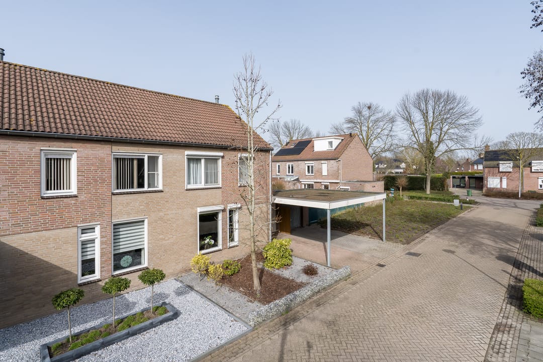 Photo 46 of Klaproosstraat 49