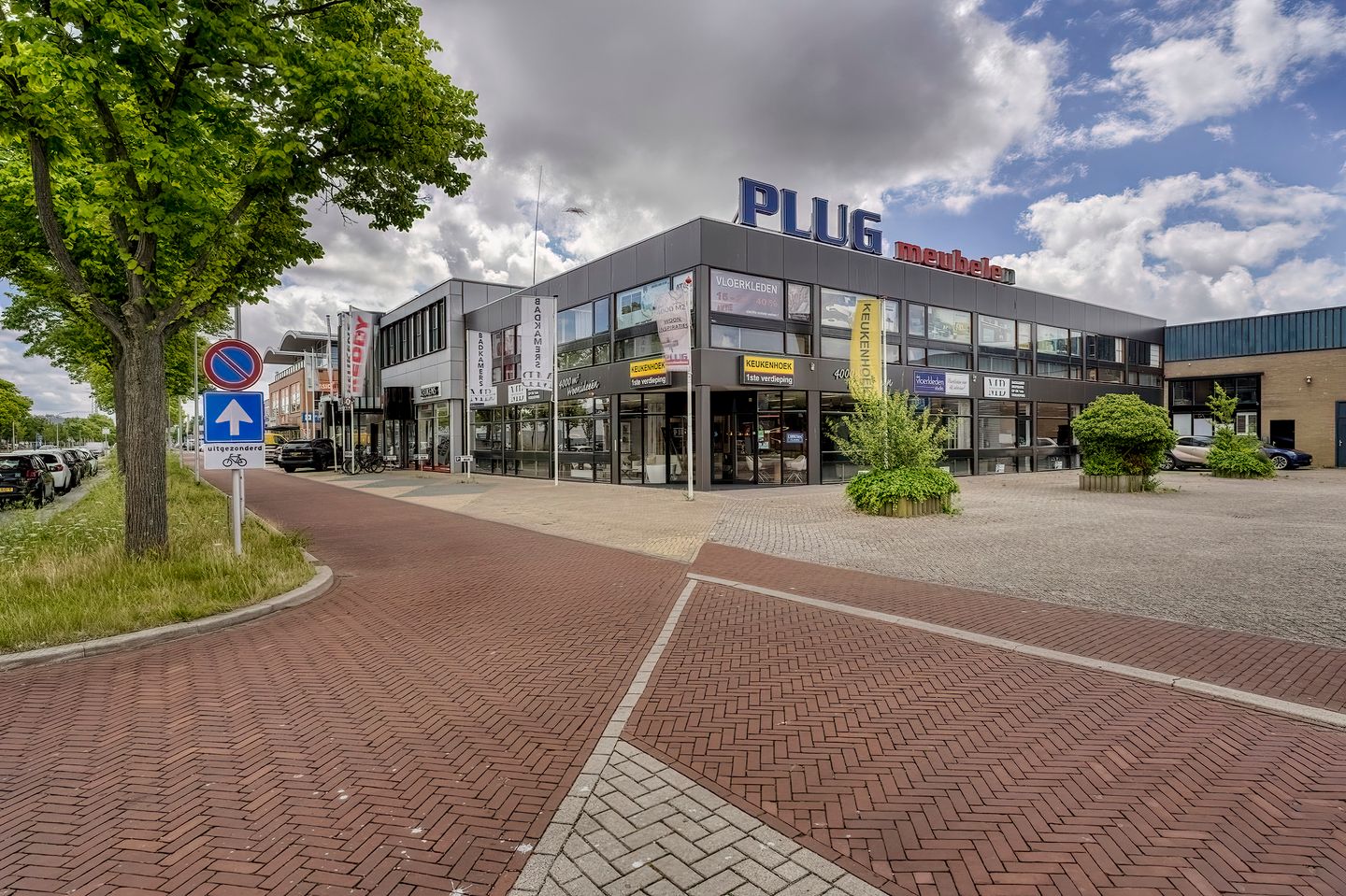 View photo 1 of Ambachtsweg 3