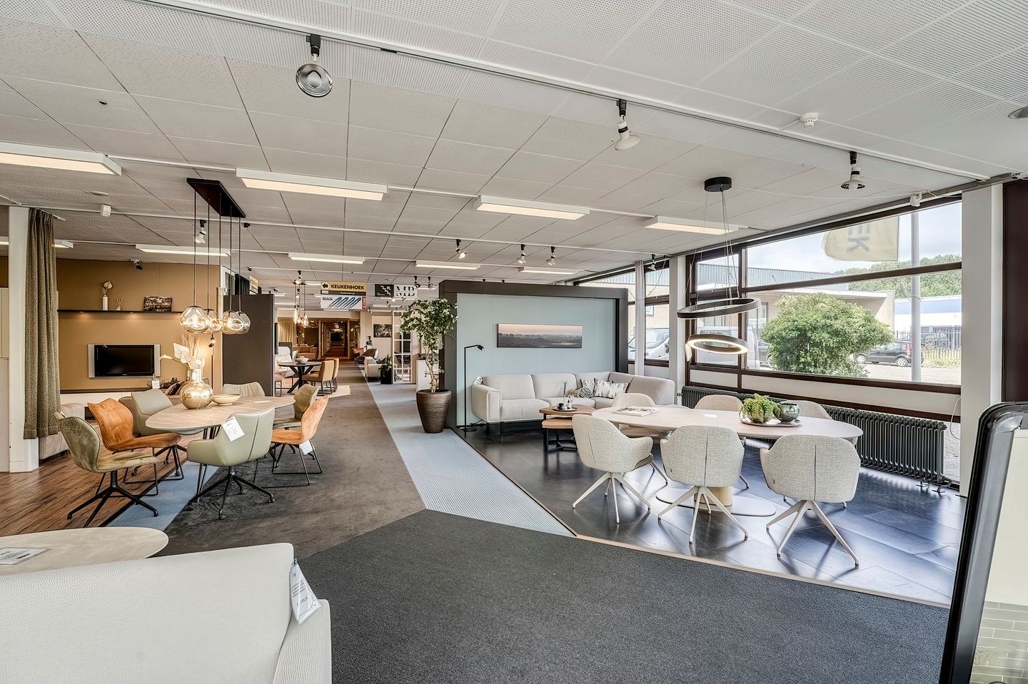 View photo 3 of Ambachtsweg 3