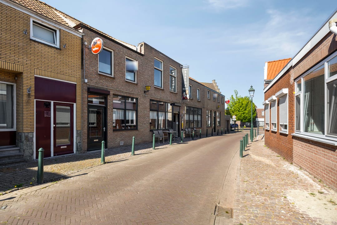 Photo 32 of Noordweststraat 11