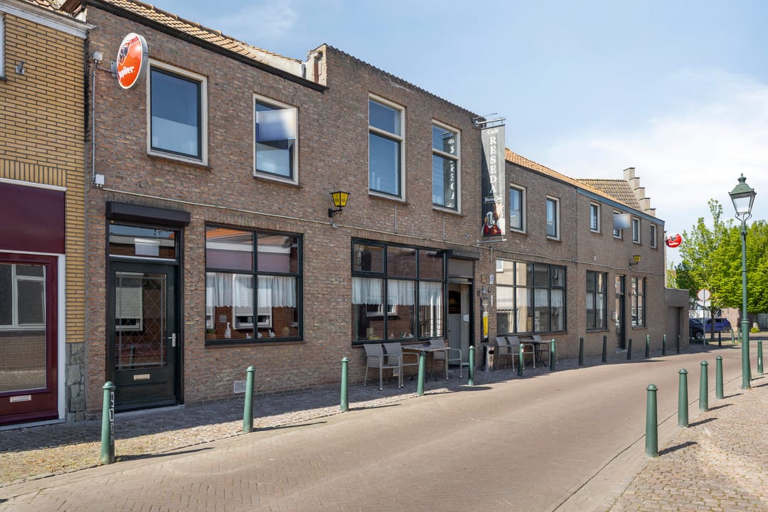 Photo 2 of Noordweststraat 11