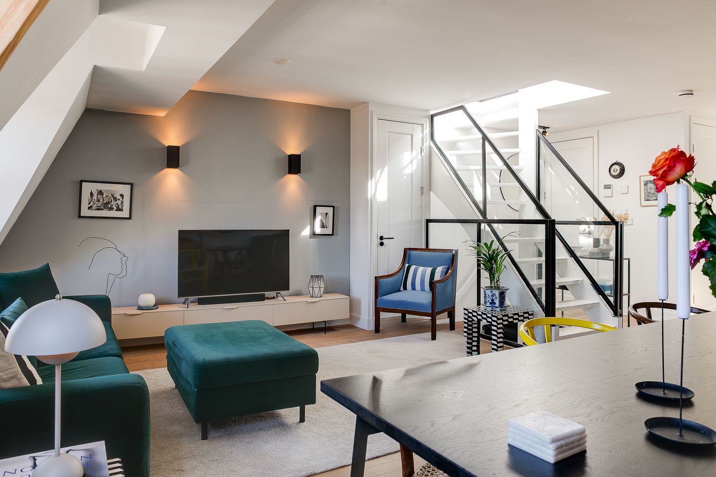Turnkey Apartment with Rooftop Terrace in Oud-West — 14