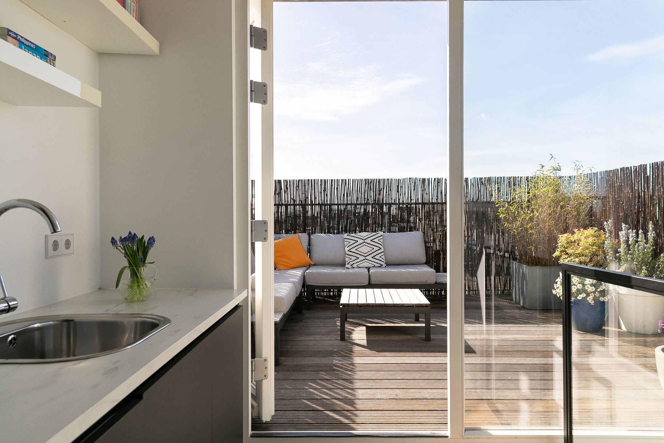 Turnkey Apartment with Rooftop Terrace in Oud-West — 30
