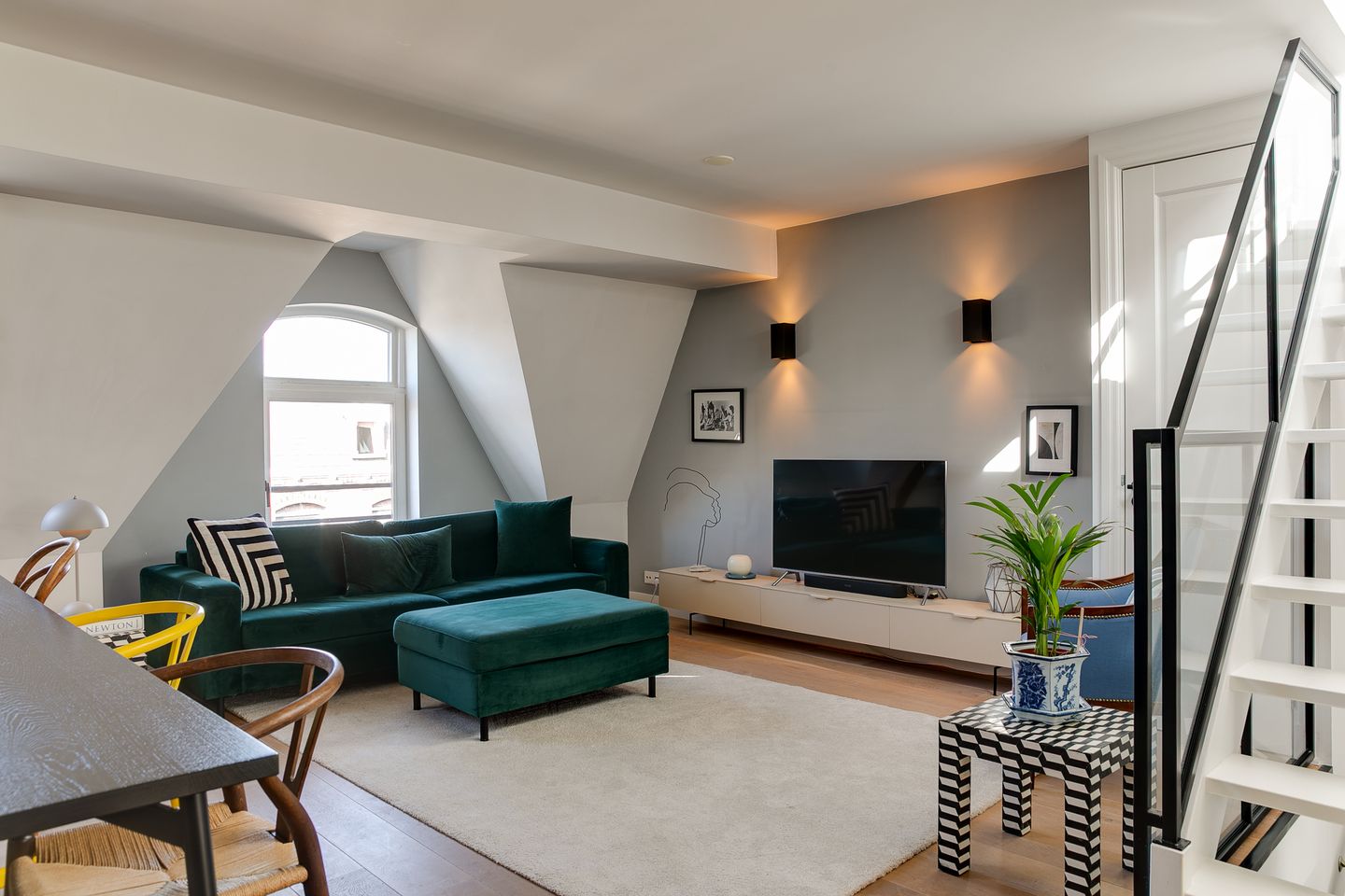 Photo 4 of Da Costastraat 23-4