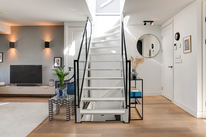 Photo 5 of Da Costastraat 23-4