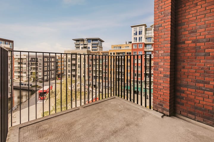 Foto 3 van Carel Willinkgracht 213