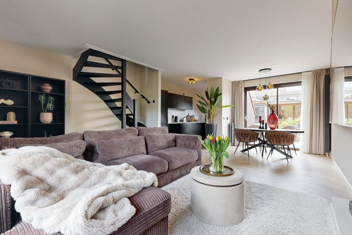 Photo 2 of Van Vianenhof 6