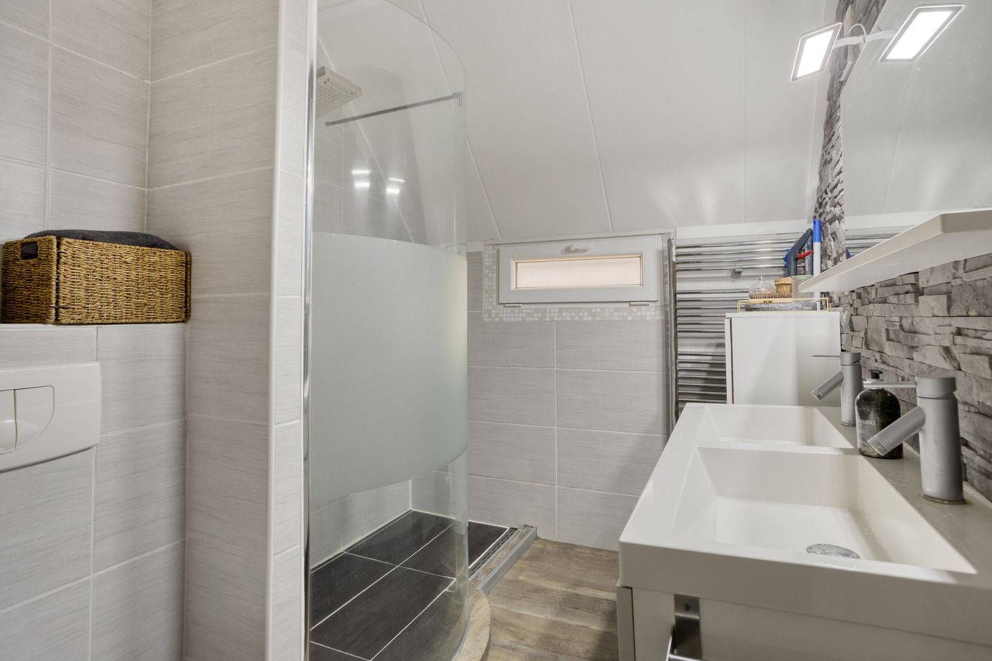 Photo 5 of Beertastraat 33