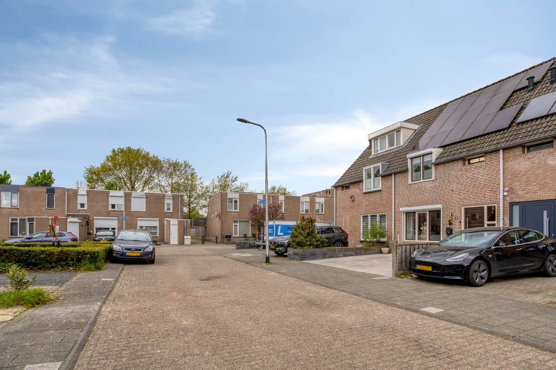 Photo 38 of Beertastraat 33