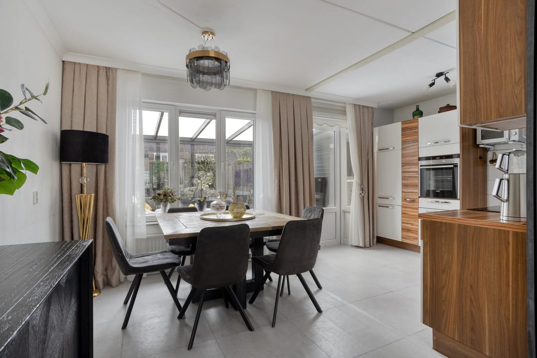 Photo 13 of Beertastraat 33