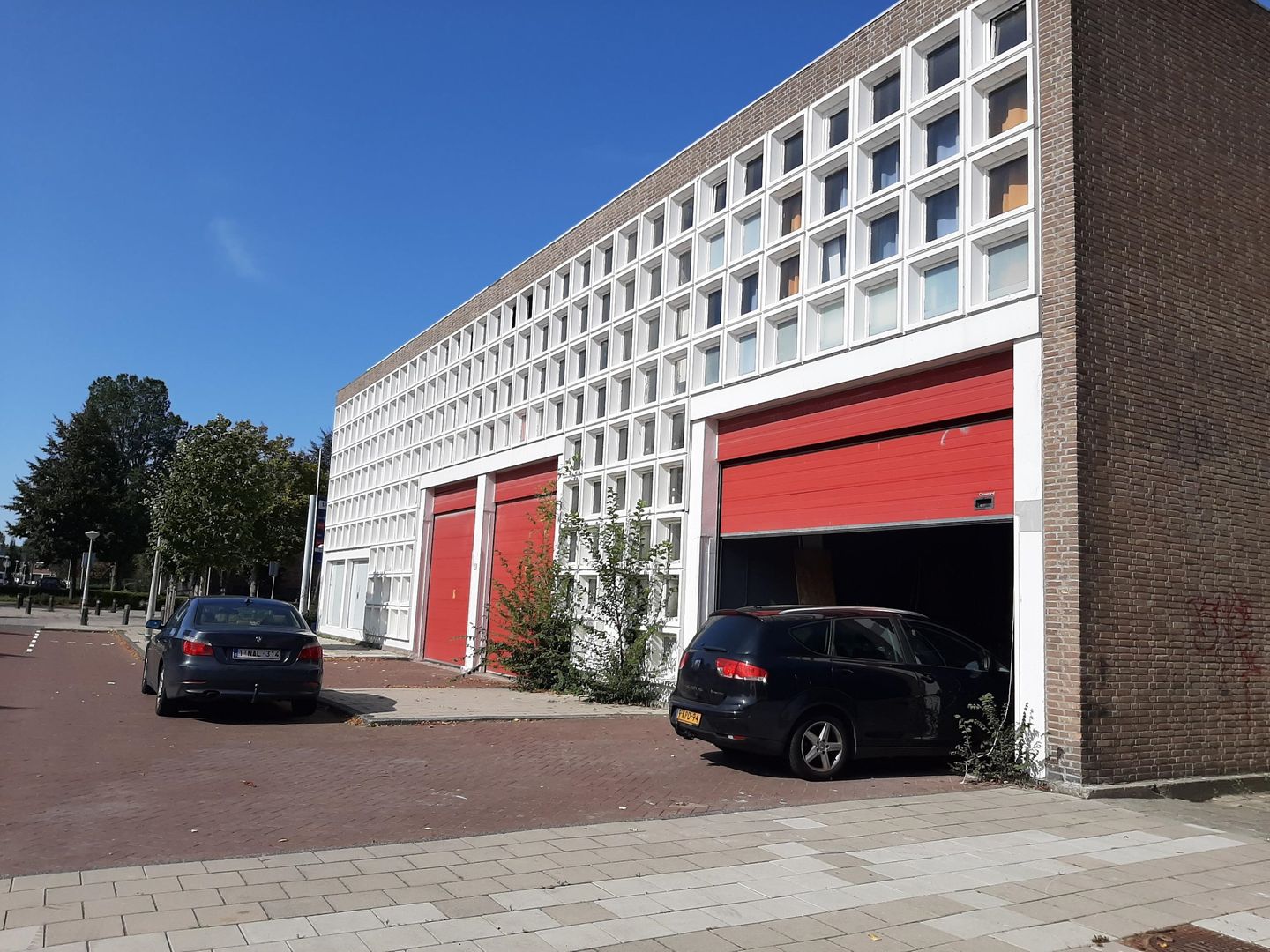 View photo 4 of Johan Huizingalaan 91