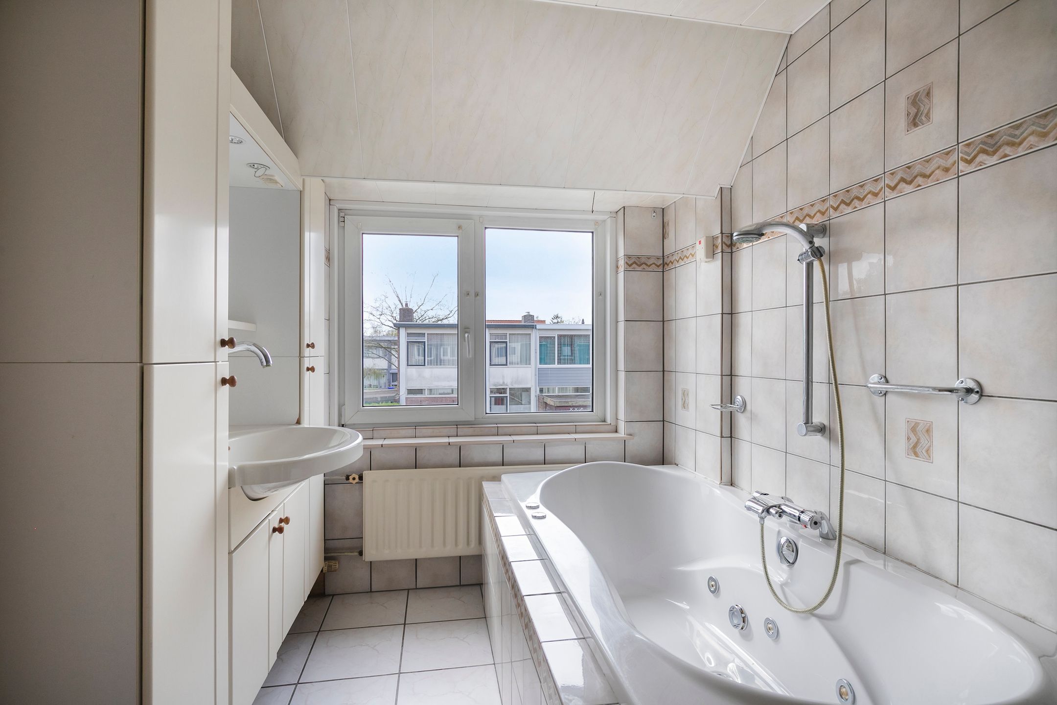 Foto 15 van Jacob Honigstraat 30