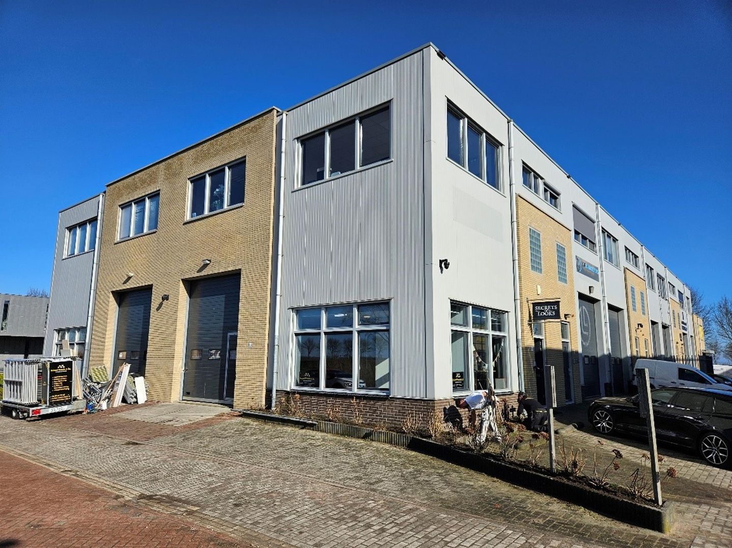 Bekijk foto 2 van Ambachtsweg 5-J