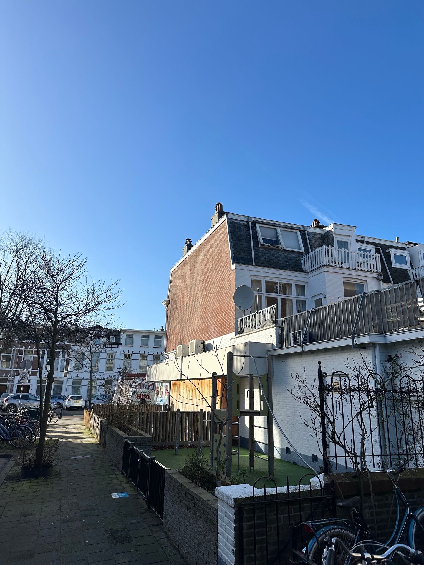 View photo 5 of Beeklaan 379