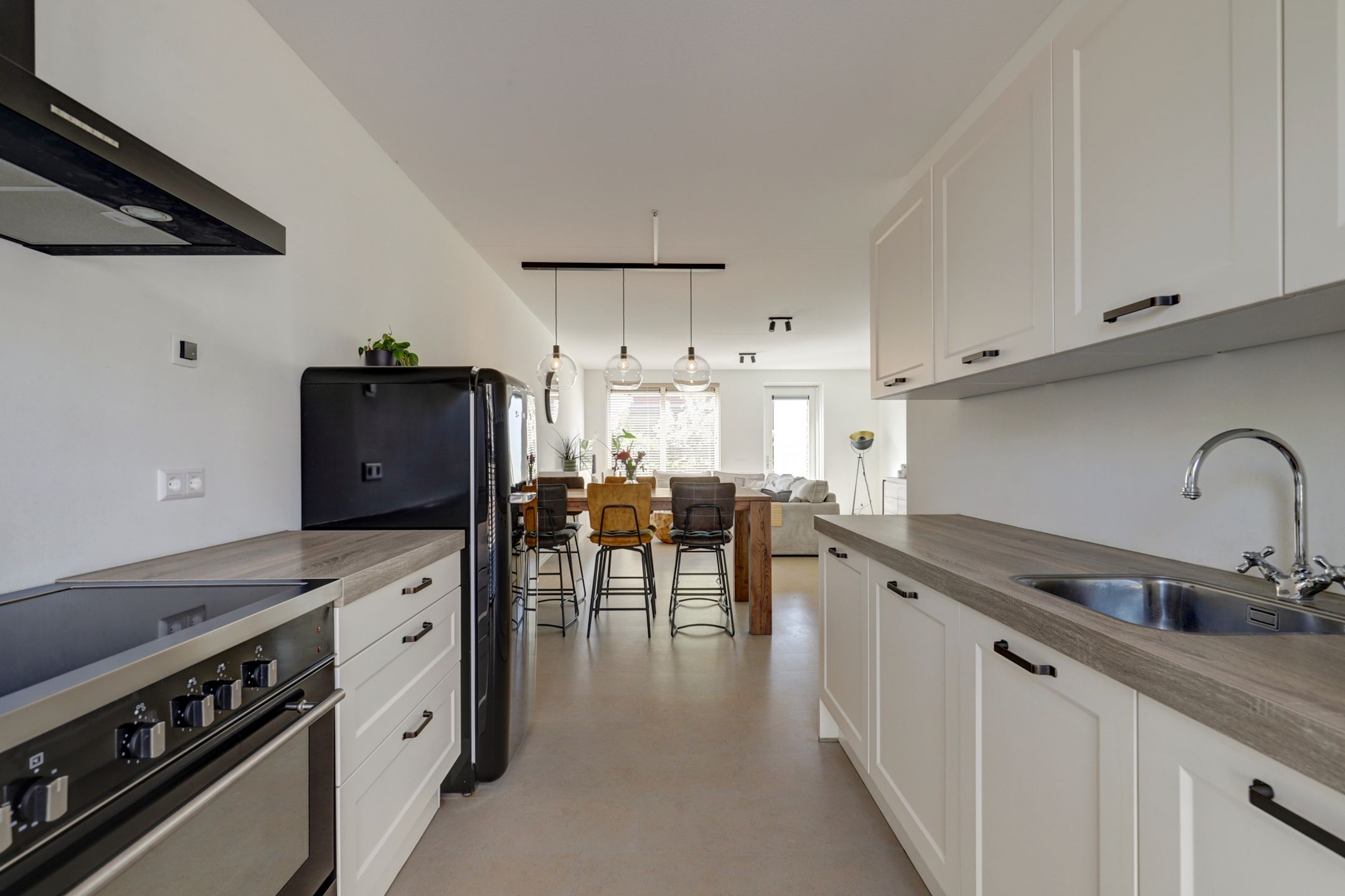 Photo 12 of Paulus Potterstraat 1-A