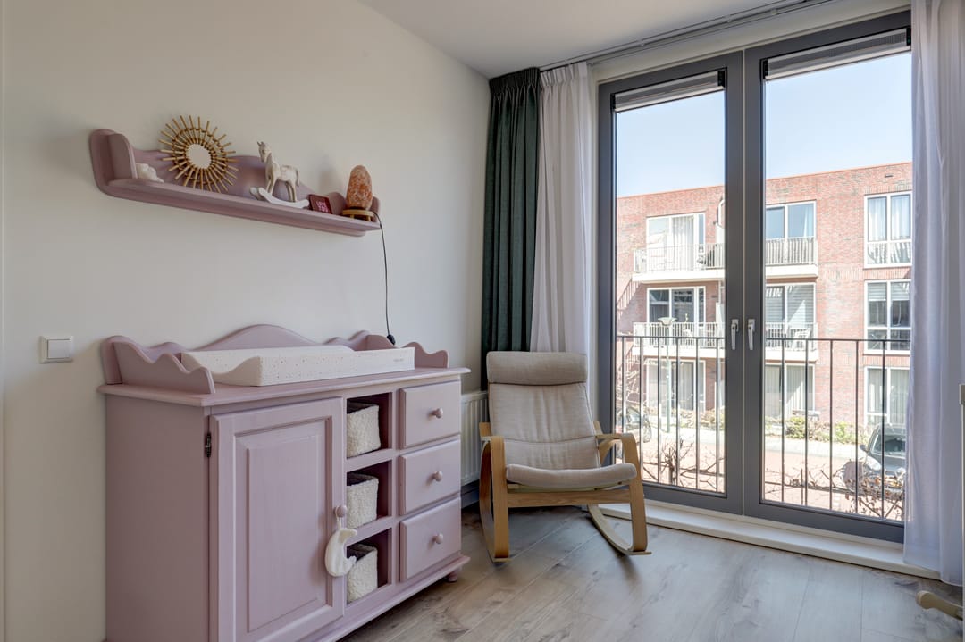 Photo 23 of Paulus Potterstraat 1-A