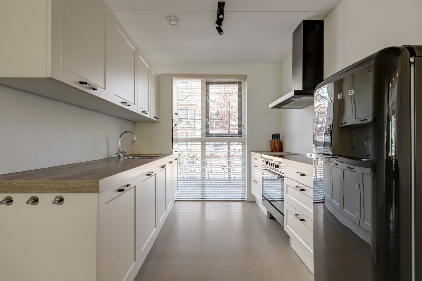 Photo 4 of Paulus Potterstraat 1-A