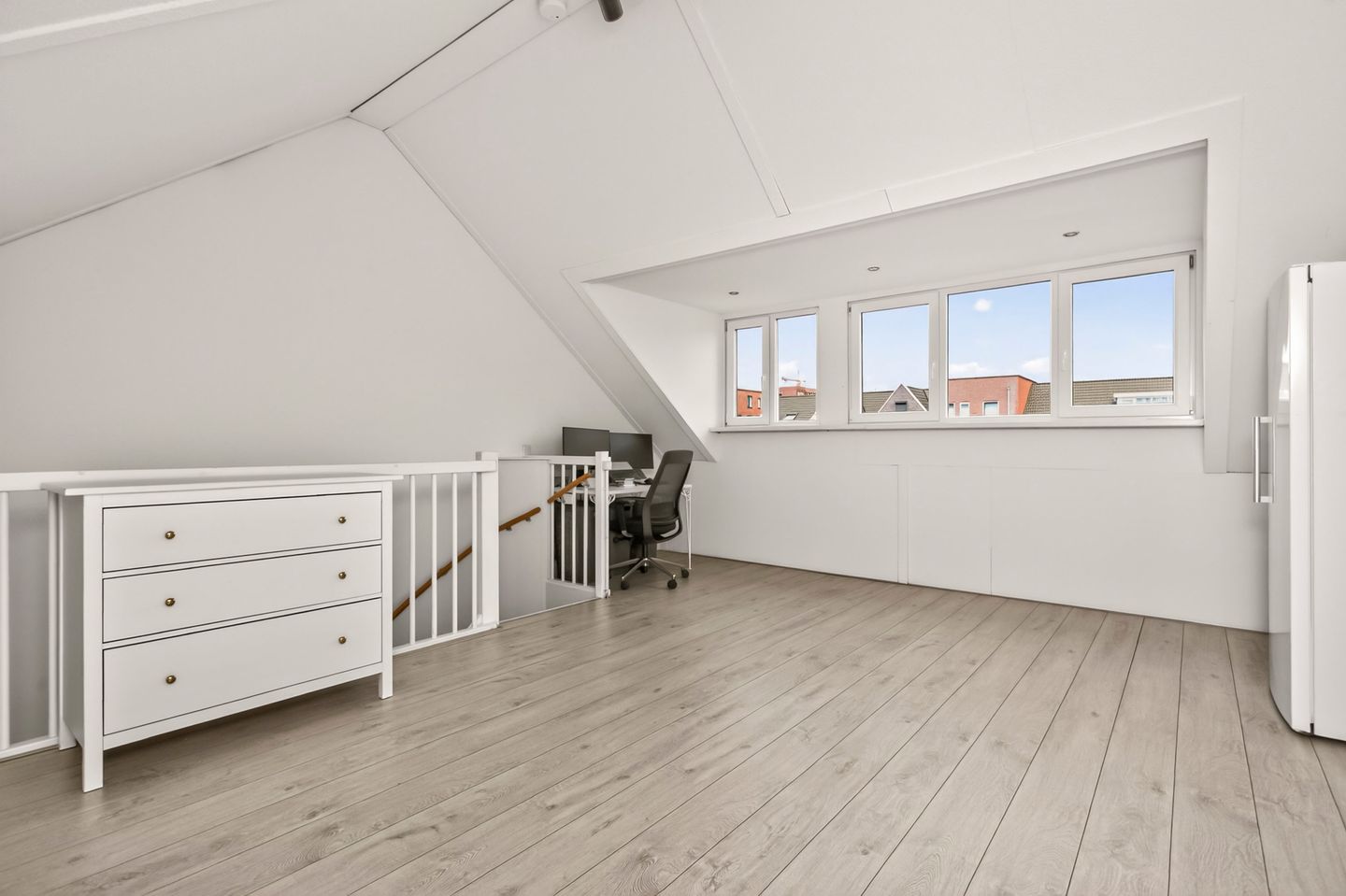 Foto 25 van Kamilleweg 13