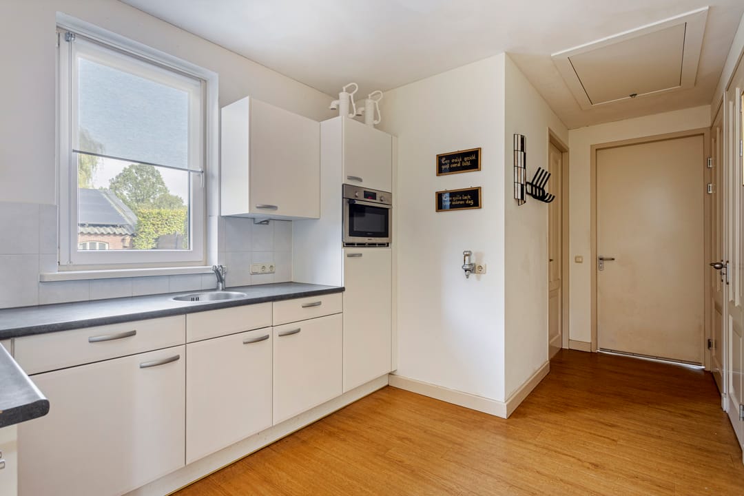 Photo 28 of Leurke 7