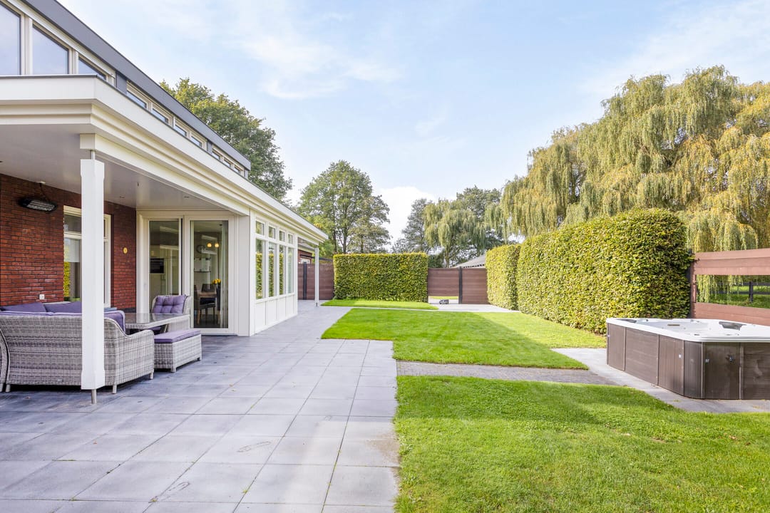 Photo 37 of Leurke 7