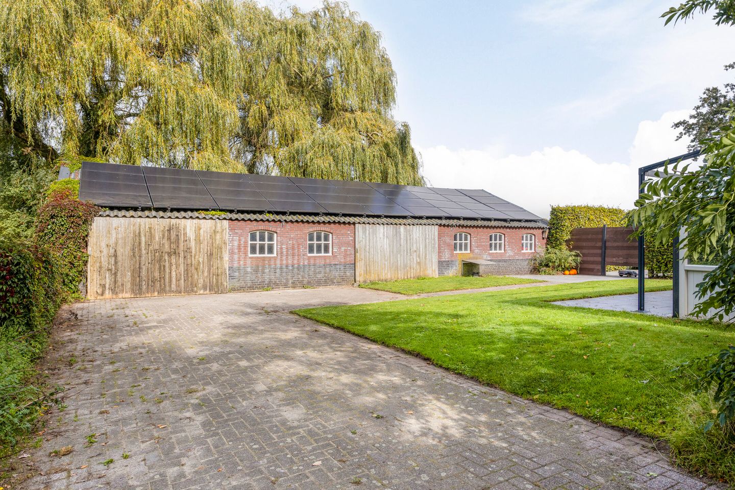 Photo 44 of Leurke 7