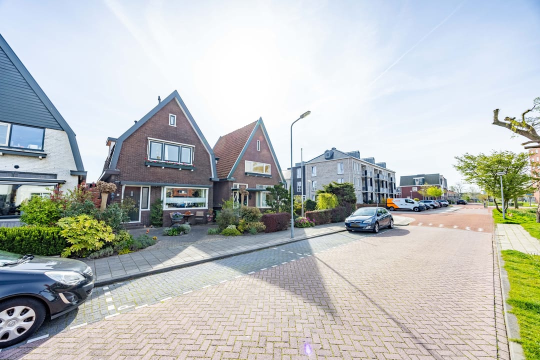 Foto 32 van Badhuisstraat 15