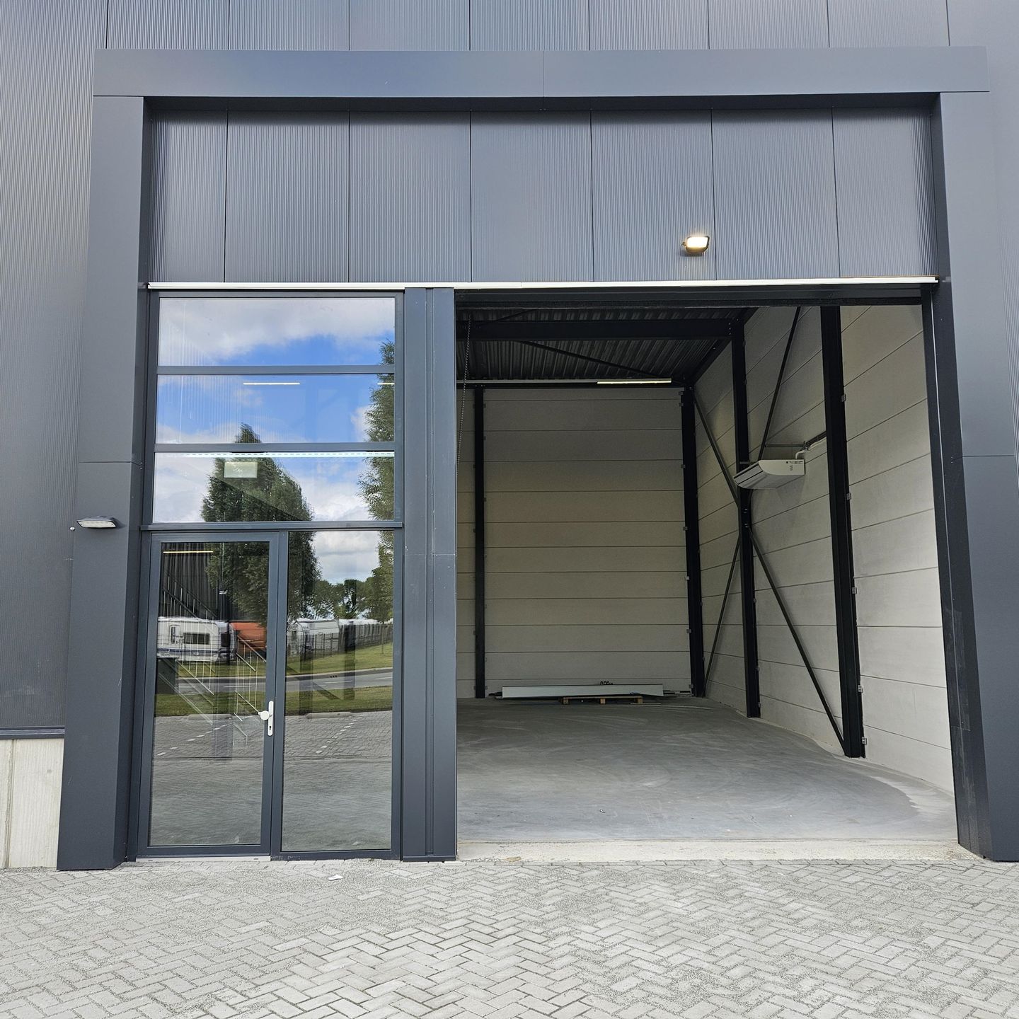 Bekijk foto 4 van Binnenzeestraat 13-B