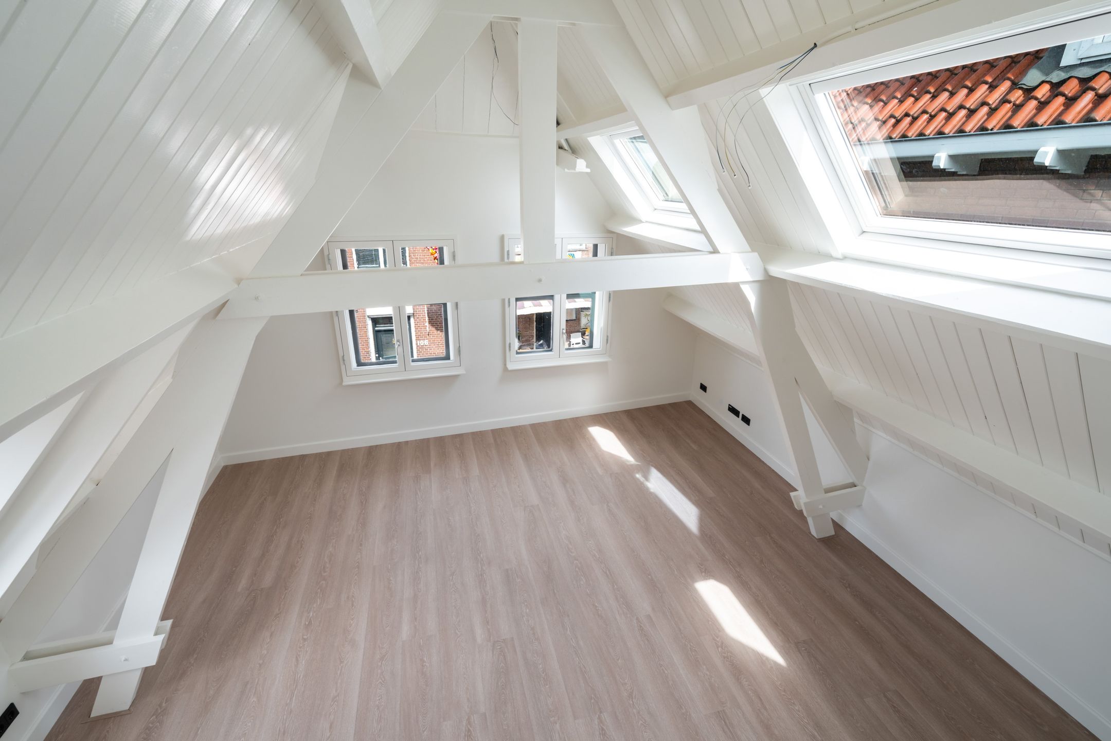 Foto 21 van Dorpsstraat 99-F