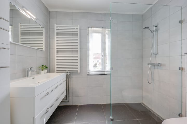 Photo 4 of Schepenen 14