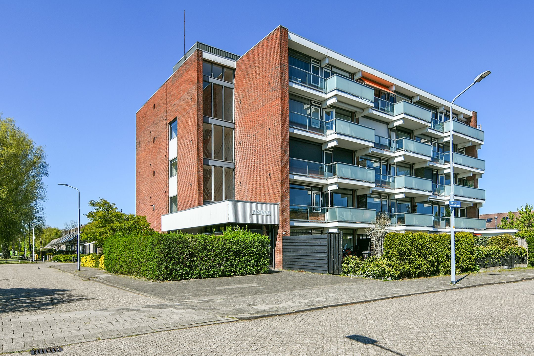 Horstermeerstraat 8 
